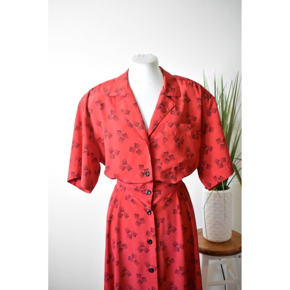 Liz Claiborne Shirt Dress Womens 12 Red 80s Shoulder Pad Geometric Midi 241 - Picture 2 of 10